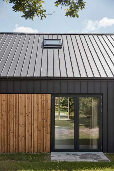 Steel and wood annex for extra space for ‘loaning out’ at Risskov Library, Risskov Bibliotek - Fortebakken 1, 8240 Risskov